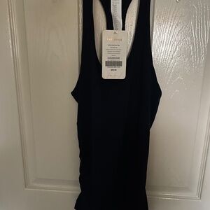 Fabletics Cashe Curved Tank XS